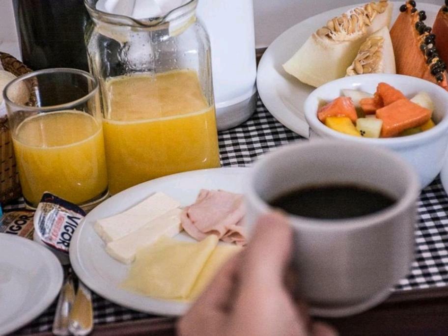 Hotel Monte Carlo Pederneiras 外观 照片