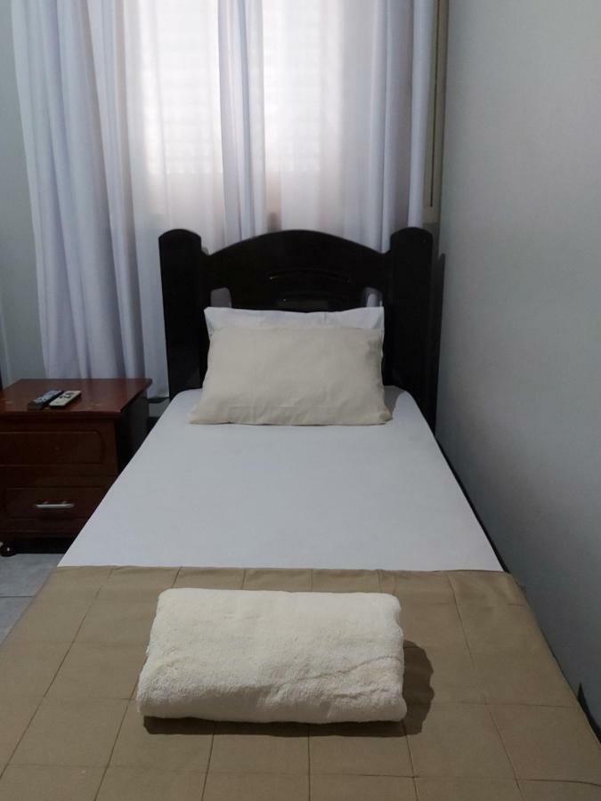 Hotel Monte Carlo Pederneiras 外观 照片
